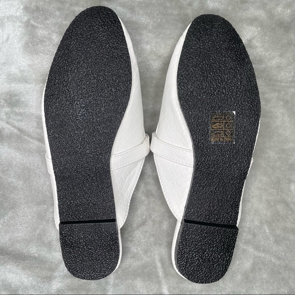 She & In Slip On Mule Faux Snake Skin Loafers Gold Detail Size 37 - Picture 6 of 6